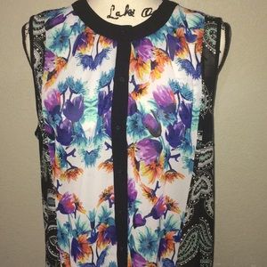 Nicole Button Floral High Low Top